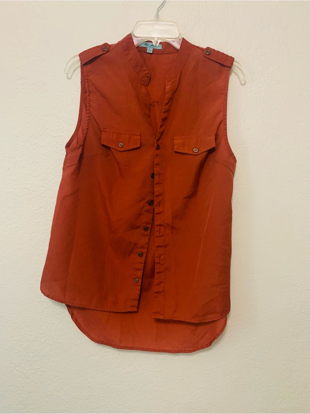 Zenana Outfitters Sleeveless Button-Front Top in Rust
